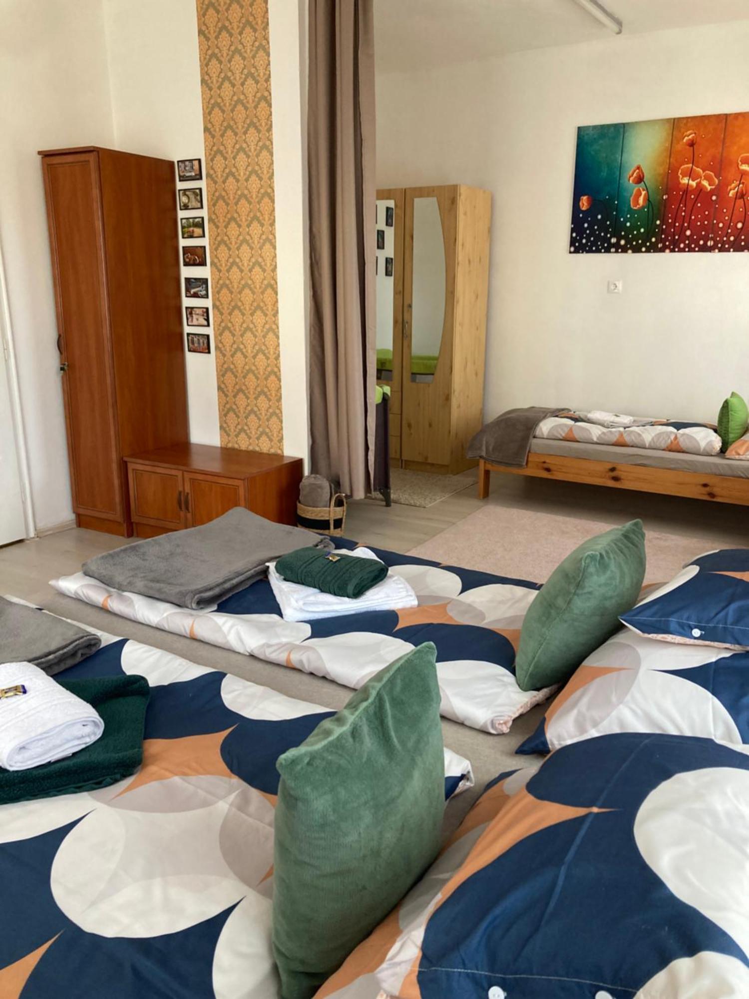 Apartamento Tavaszpart Vendeghaz Szeged Exterior foto
