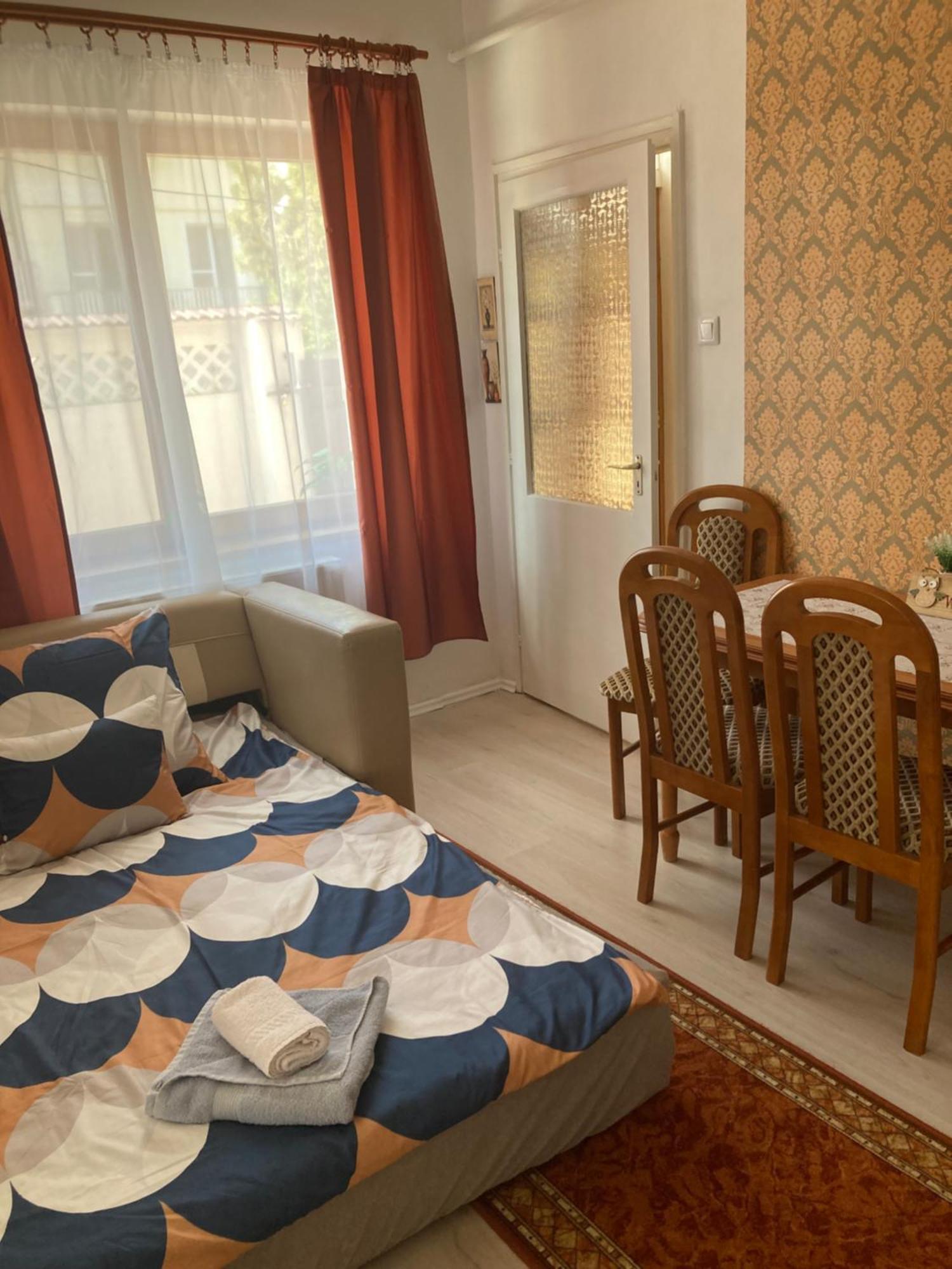 Apartamento Tavaszpart Vendeghaz Szeged Exterior foto